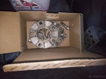 Rozšiřovací podložky.