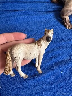 Schleich Camargue klisna