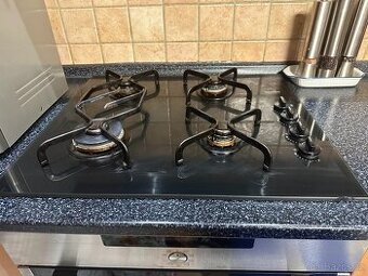 Sporák SIEMENS (plyn)