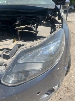 Přední světlomety – Ford Focus 3 2012