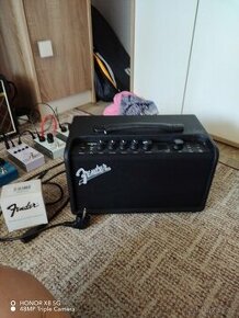 Fender Mustang LT 40