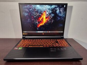 Nepoužitý herní Nitro v16,DDR5-RTX-6gb-Mux,R5-8645hs,ZÁRUKA