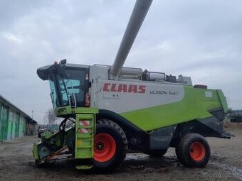 Sklízecí mlátička claas lexion 540