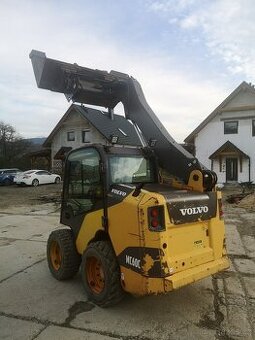 Smikovy nakladac Volvo MC60c jak unc.lokust.cat
