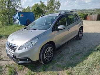 Prodám Peugeot 2008 1.2 benzín