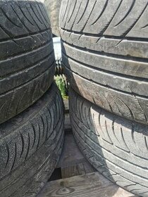 Pneu 235/55 r17 - 1