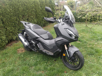 Honda ADV 350
