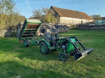 Malotraktor s příslušenstvím