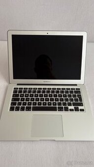 Macbook Air (2013) - plně funkční