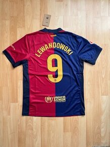 Dres FC Barcelona, Robert Lewandowski, sezóna 2024/25