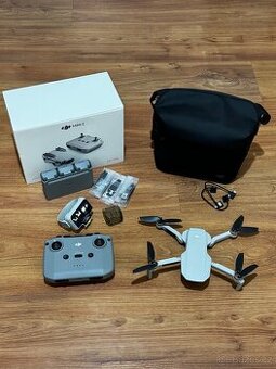 Dron DJI Mini 2 Fly More Combo