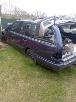 Mercedes Benz E W210