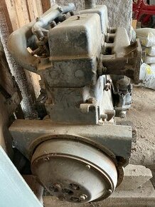 Motor E512
