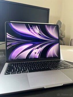 MacBook Air M2 16 GB RAM 256 SSD