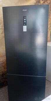 Prodám lednici Candy, NO FROST, šedočerná, šířka 70Cm