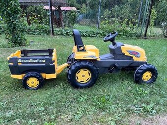 Dětský šlapací traktor