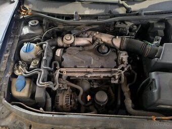 Octavia 1 motor díly