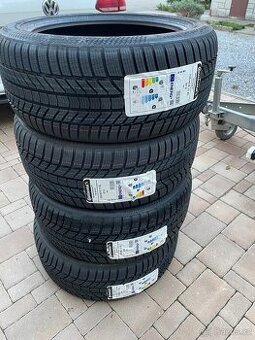 Pneu Continental Wintercontact TS 870 P 235/45 R17
