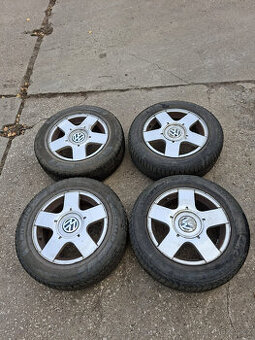 Alu kola vw golf 4 , 195/65R15 zimní pneu
