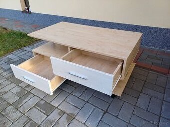 Konferenční stolek