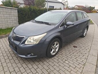 Toyota Avensis 1,8 VVTi combi