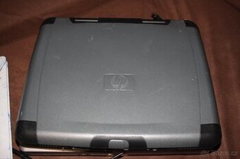 pěkný jak nový HP OmniBook XE3 s win98
