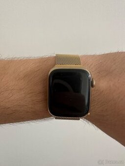 Apple Watch Series 8
