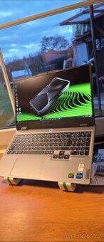 Lenovo LOQ 15IAX9 1TB, 32/8gb