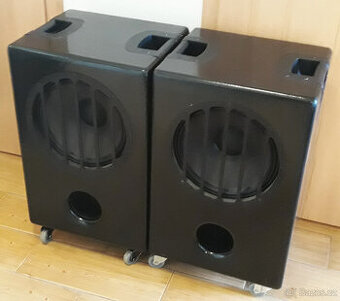 Prodám dva subwoofery 500W