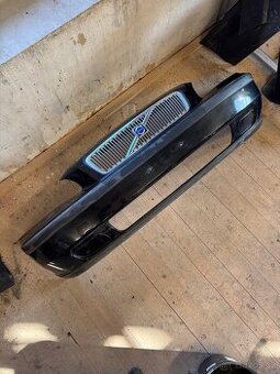 Volvo V70, přední nárazník