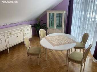 Starožitný nábytek