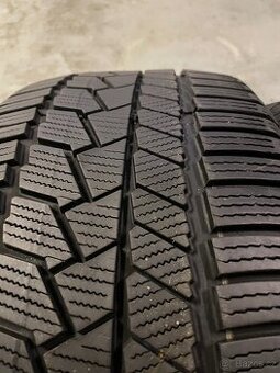 Zimní pneu 4ks Continental 255/40/20 90%