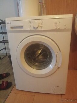 Prodám funkční pracku