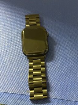 Apple Watch 8  45mm Space Black, 1 rok záruka