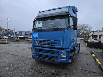 TAHAČ VOLVO FH12 460 r.2002, STANDART,AUTOMAT