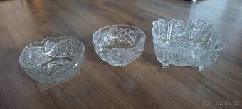 Broušené sklo mísy