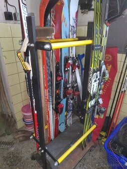 Prodám stojan na lyže - 1
