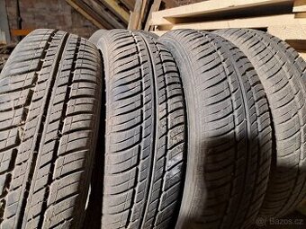 Prodám pneu 165/80R13