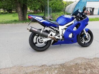 Veškere dily z Yamaha R6