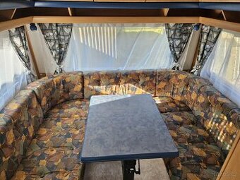 Karavan Hobby De Luxe