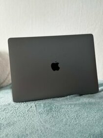 MacBook air 2018 13” - 1