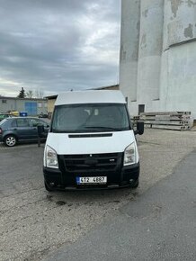 Ford Transit 2.2 TDCI 260S   Koupeno nové v ČR