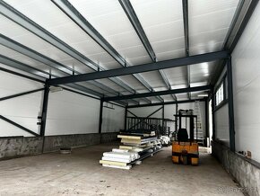 OCELOVÁ KONSTRUKCE HALY - MONTOVANÁ HALA 8x18x5m