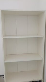 Knihovna IKEA Gersby