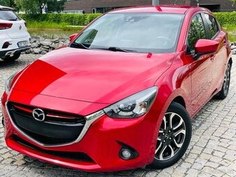 Mazda 2 1.5i 85KW BENZÍN 1MAJITEL LED VÝHŘEV FACELIFT
