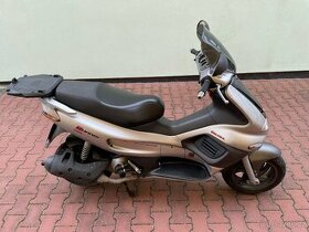 Skútr Gilera Runner VX200 M24 5/2003