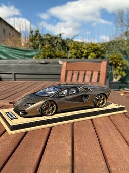 MR Collection - Lamborghini Countach LPI 800-4, 1:18