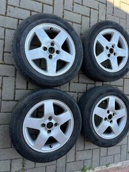4x alu disky 4x100 R15, letní pneu 70%