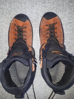 Scarpa Zodiac Tech