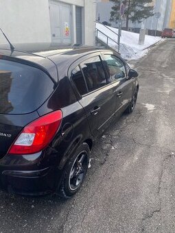 Opel Corsa D 1.2 benzin